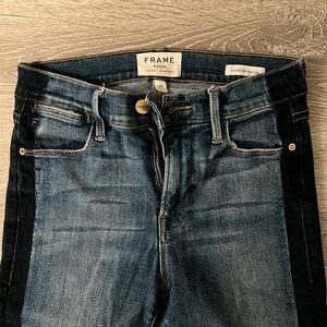 FRAME JEANS